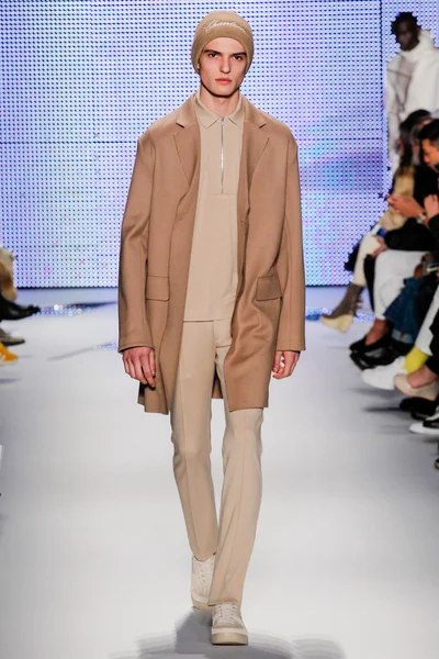 Look 45